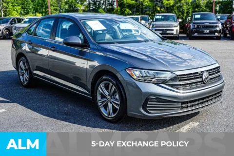 Another view of 2024 Volkswagen Jetta 1.5T SE for sale in Kennesaw, GA at ALM Kennesaw