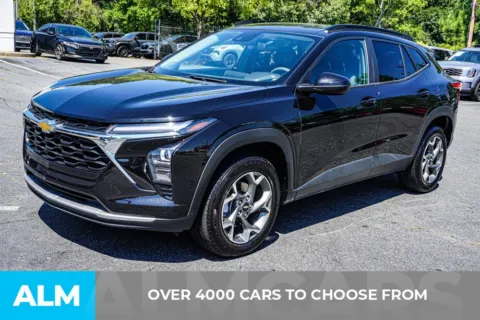 Photos of 2025 Chevrolet Trax LT for sale in Kennesaw, GA at ALM Kennesaw