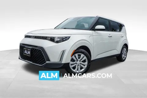 White 2023 Kia Soul LX for sale in Kennesaw, GA
