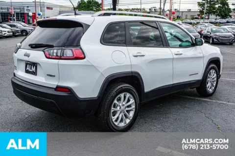 More photos of 2021 Jeep Cherokee Latitude at ALM Kennesaw, GA