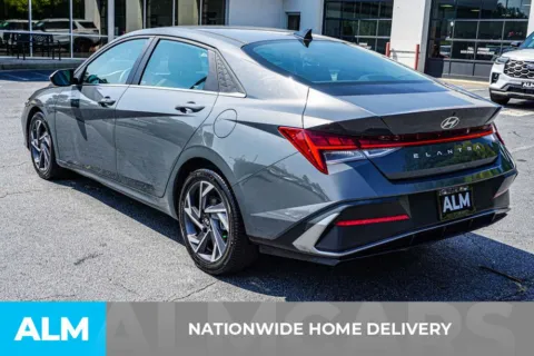 More photos of 2025 Hyundai Elantra SEL Convenience at ALM Kennesaw, GA