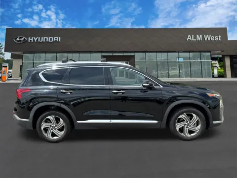 More photos of 2022 Hyundai Santa Fe SEL at ALM Hyundai West, GA