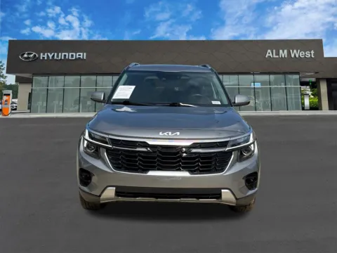 Photos of 2024 Kia Seltos EX for sale in Lithia Springs, GA at ALM Hyundai West