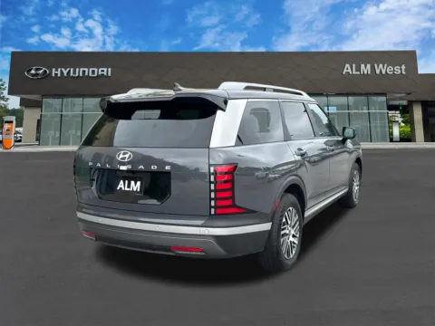 More photos of 2026 Hyundai Palisade SEL at ALM Hyundai West, GA