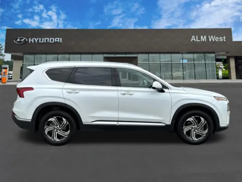 More photos of 2022 Hyundai Santa Fe SEL at ALM Hyundai West, GA