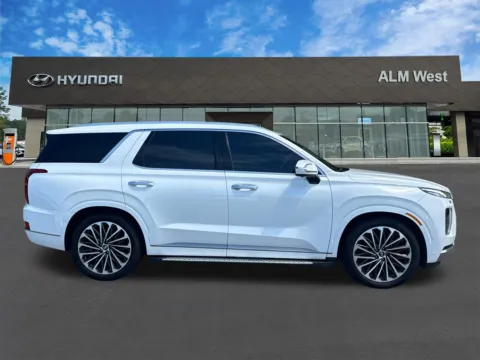 More photos of 2022 Hyundai Palisade Calligraphy at ALM Hyundai West, GA