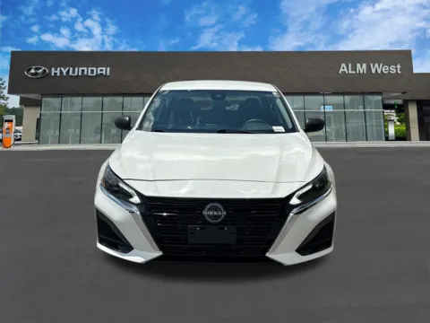 Photos of 2025 Nissan Altima 2.5 SV for sale in Lithia Springs, GA at ALM Hyundai West