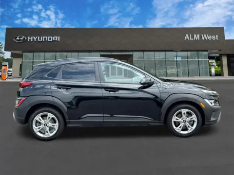 More photos of 2023 Hyundai Kona SEL at ALM Hyundai West, GA