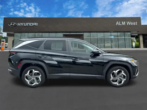 More photos of 2024 Hyundai Tucson SEL at ALM Hyundai West, GA
