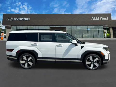 More photos of 2024 Hyundai Santa Fe Limited at ALM Hyundai West, GA