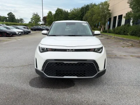 White 2025 Kia Soul LX for sale in Lithia Springs, GA
