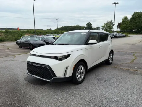 Photos of 2025 Kia Soul LX for sale in Lithia Springs, GA at ALM Hyundai West