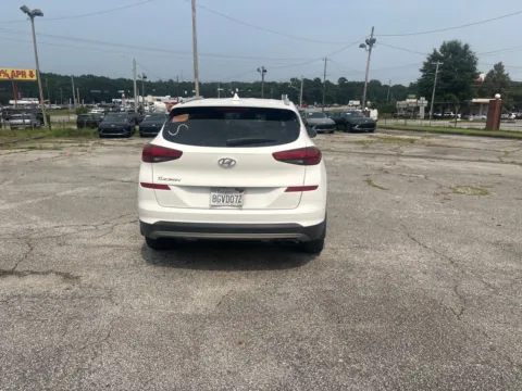 More photos of 2019 Hyundai Tucson SEL at ALM Hyundai West, GA
