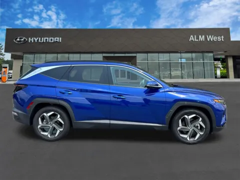 More photos of 2023 Hyundai Tucson Limited at ALM Hyundai West, GA