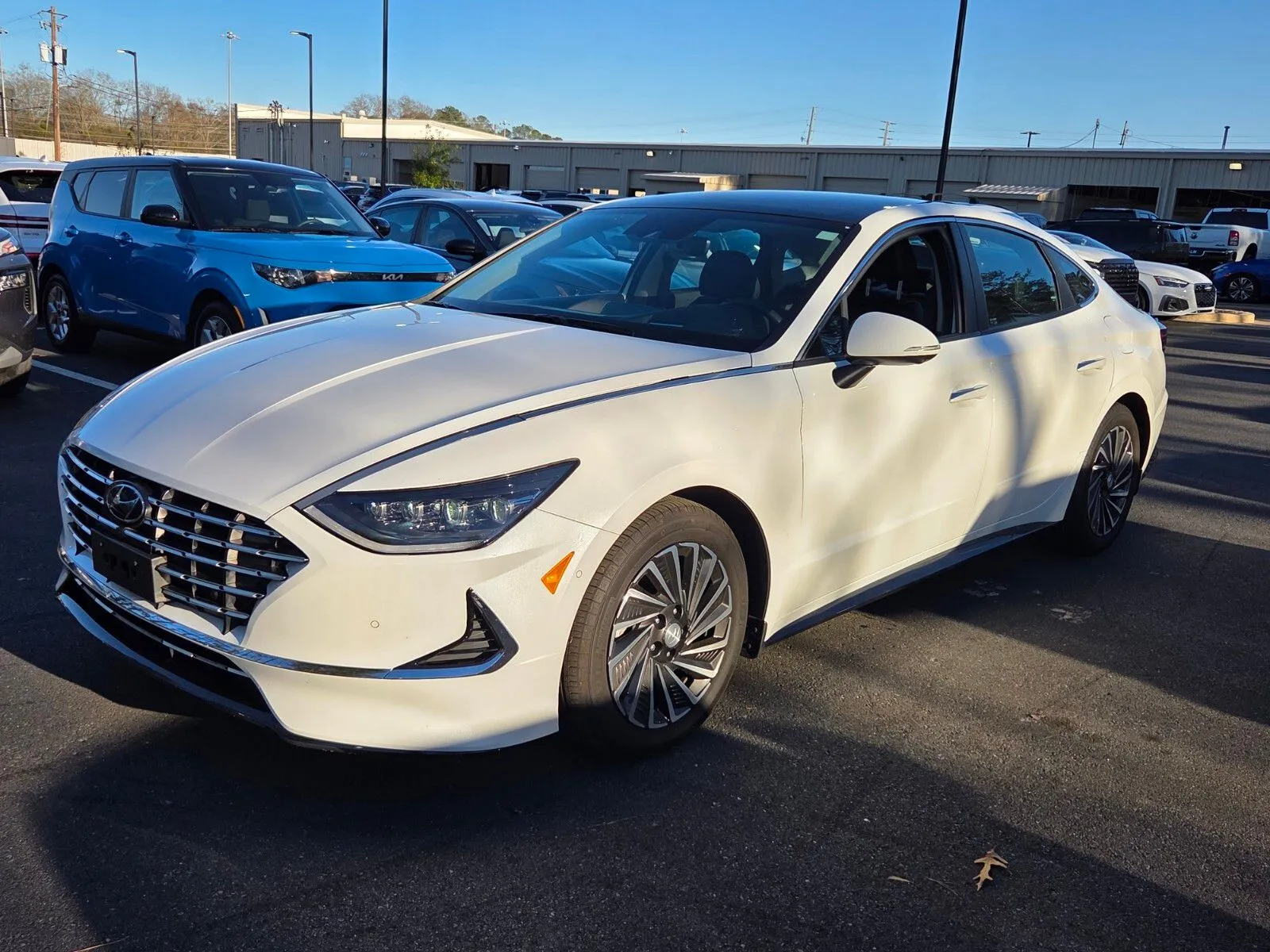 White 2022 Hyundai Sonata Hybrid Limited for sale in Lithia Springs, GA