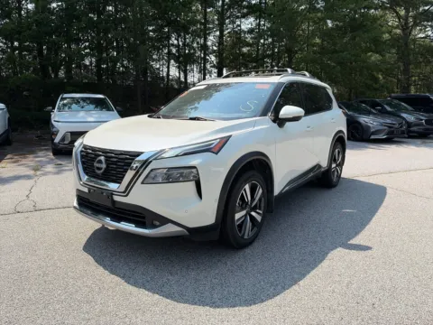 Photos of 2022 Nissan Rogue Platinum for sale in Lithia Springs, GA at ALM Hyundai West
