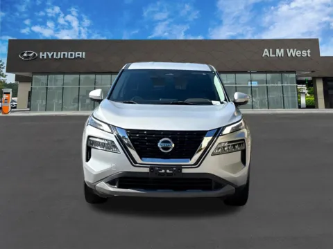 Photos of 2021 Nissan Rogue SV for sale in Lithia Springs, GA at ALM Hyundai West