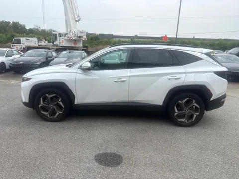Another view of 2024 Hyundai Tucson Hybrid Limited for sale in Lithia Springs, GA at ALM Hyundai West