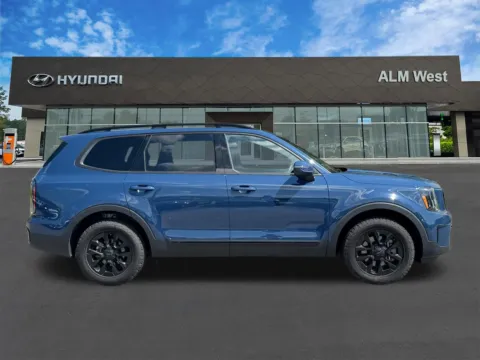 More photos of 2025 Kia Telluride EX X-Pro at ALM Hyundai West, GA