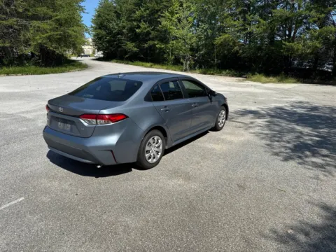 More photos of 2022 Toyota Corolla LE at ALM Hyundai West, GA