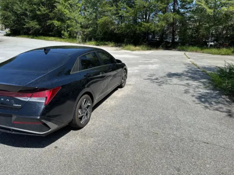 More photos of 2025 Hyundai Elantra Limited at ALM Hyundai West, GA