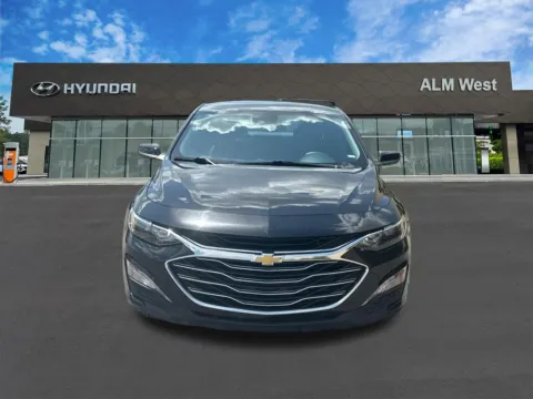 Photos of 2025 Chevrolet Malibu LT for sale in Lithia Springs, GA at ALM Hyundai West