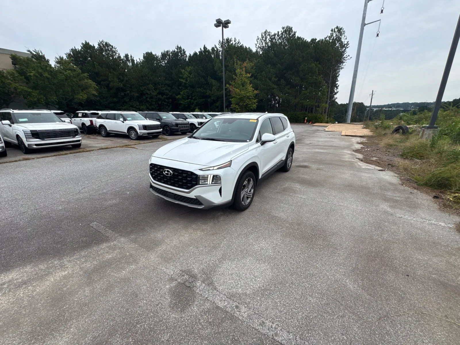 White 2022 Hyundai Santa Fe SE for sale in Lithia Springs, GA
