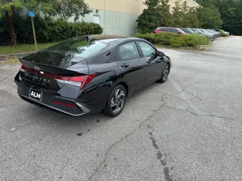 More photos of 2025 Hyundai Elantra SEL Sport at ALM Hyundai West, GA