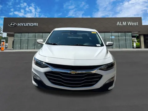 Photos of 2024 Chevrolet Malibu LT for sale in Lithia Springs, GA at ALM Hyundai West