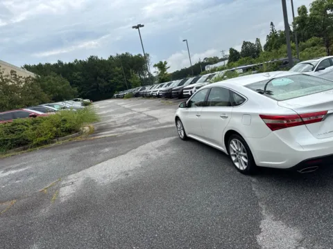 Another view of 2015 Toyota Avalon Limited for sale in Lithia Springs, GA at ALM Hyundai West