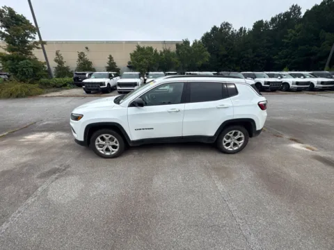 Photos of 2024 Jeep Compass Latitude for sale in Lithia Springs, GA at ALM Hyundai West