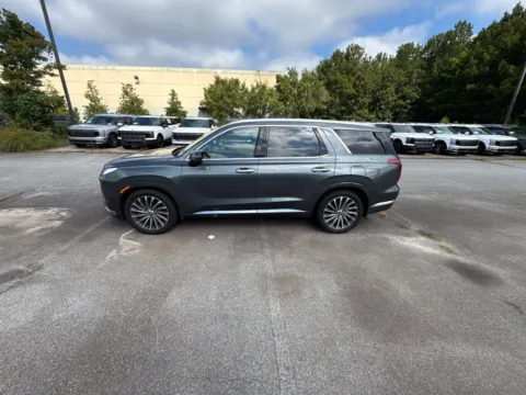 Photos of 2023 Hyundai Palisade Calligraphy for sale in Lithia Springs, GA at ALM Hyundai West