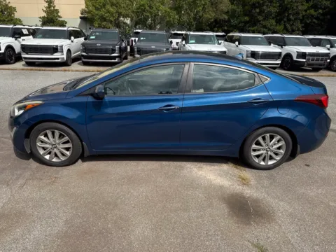 Photos of 2016 Hyundai Elantra SE for sale in Lithia Springs, GA at ALM Hyundai West