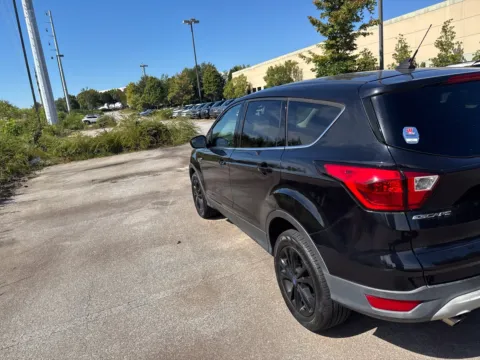 Another view of 2019 Ford Escape SE for sale in Lithia Springs, GA at ALM Hyundai West