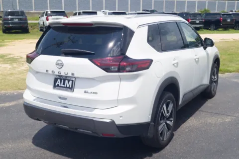 More photos of 2025 Nissan Rogue SL at ALM Hyundai West, GA