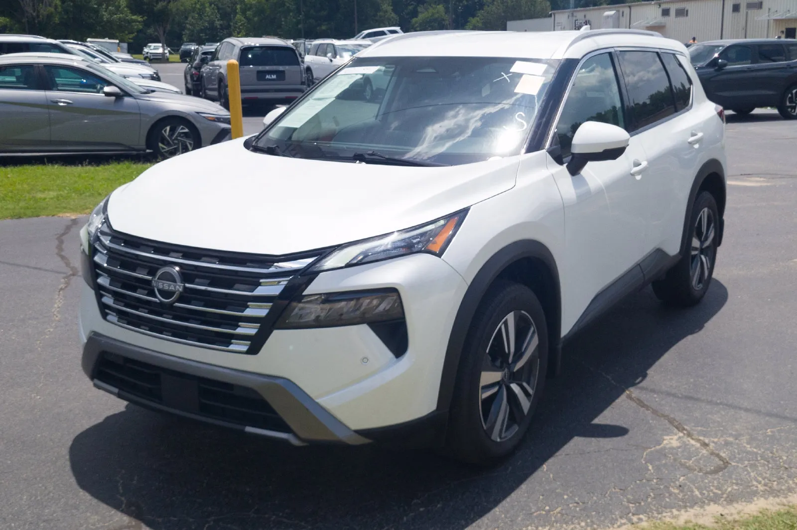 White 2025 Nissan Rogue SL for sale in Lithia Springs, GA