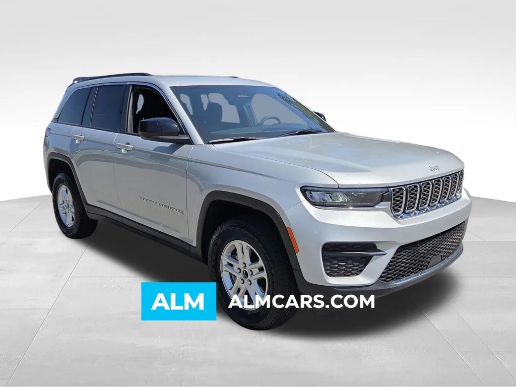 Silver 2025 Jeep Grand Cherokee Laredo for sale in Macon, GA
