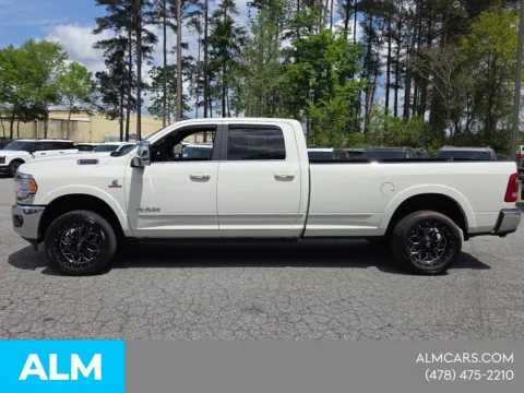 More photos of 2024 Ram 3500 Limited at ALM CDJR Macon, GA