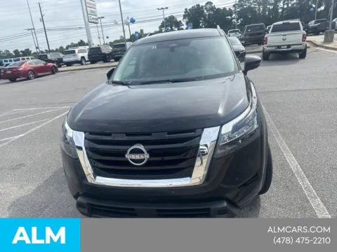 Another view of 2025 Nissan Pathfinder SV for sale in Macon, GA at ALM CDJR Macon