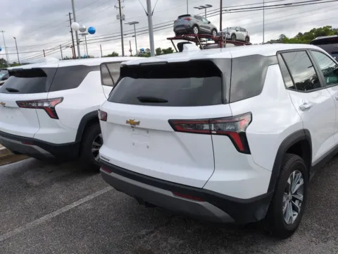 More photos of 2025 Chevrolet Equinox LT at ALM CDJR Macon, GA