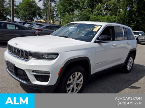 Another view of 2023 Jeep Grand Cherokee Limited for sale in Macon, GA at ALM CDJR Macon