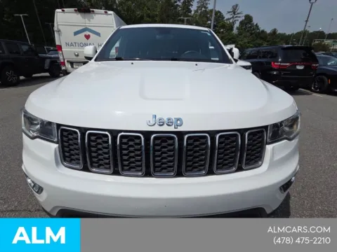 Photos of 2018 Jeep Grand Cherokee Laredo E for sale in Macon, GA at ALM CDJR Macon