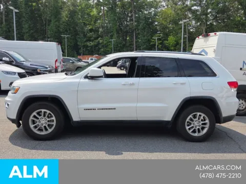 More photos of 2018 Jeep Grand Cherokee Laredo E at ALM CDJR Macon, GA
