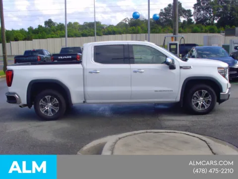 More photos of 2025 GMC Sierra 1500 SLT at ALM CDJR Macon, GA
