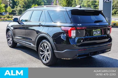 More photos of 2025 Ford Explorer ST-Line at ALM CDJR Macon, GA