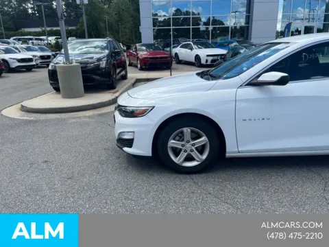 Photos of 2024 Chevrolet Malibu LT for sale in Macon, GA at ALM CDJR Macon