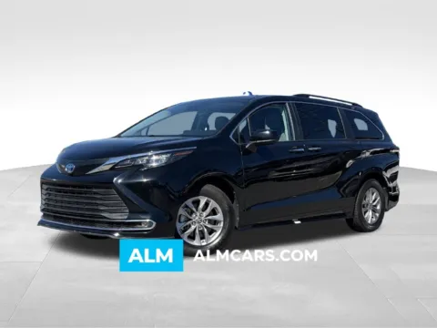 Black 2024 Toyota Sienna XLE for sale in Macon, GA