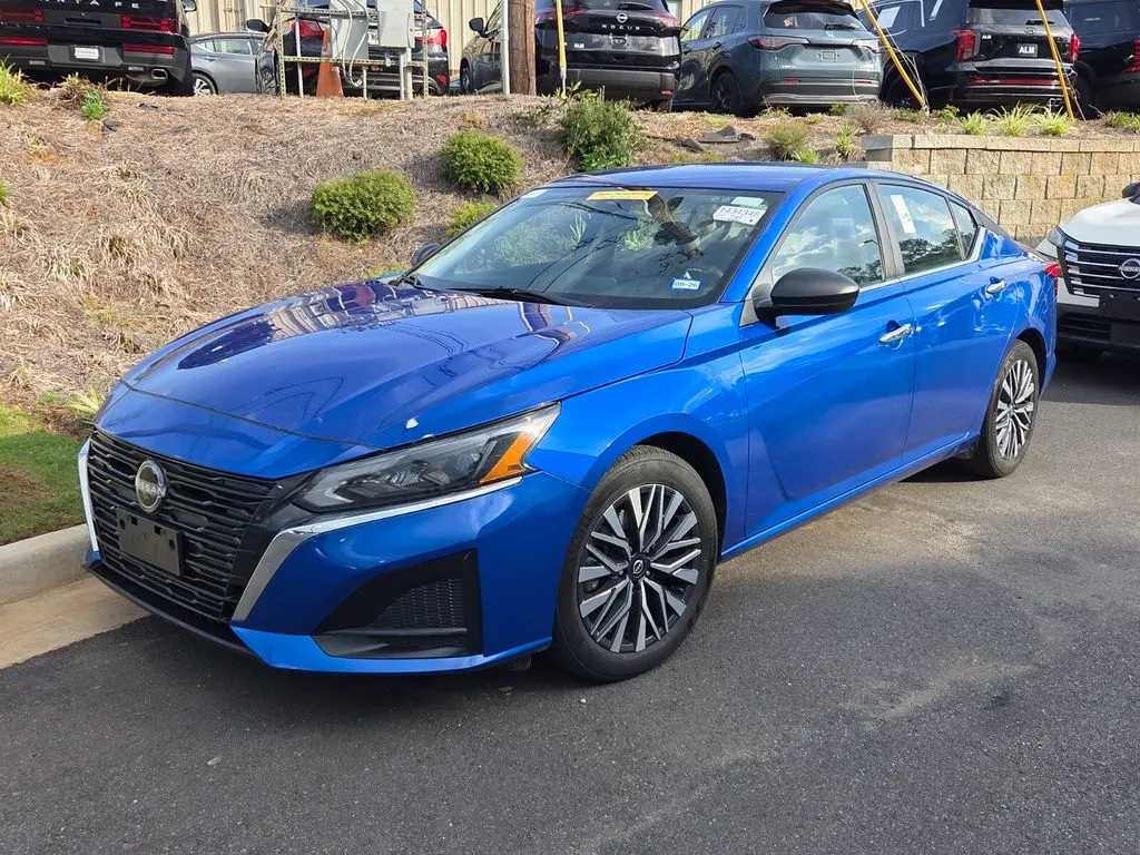 Blue 2025 Nissan Altima 2.5 SV for sale in Macon, GA
