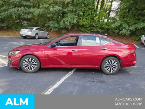 Another view of 2025 Nissan Altima 2.5 SV for sale in Macon, GA at ALM Hyundai Macon