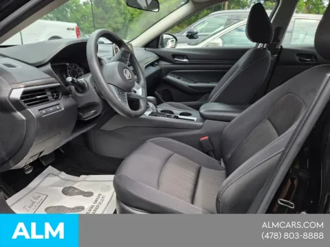 More photos of 2025 Nissan Altima 2.5 SV at ALM Hyundai Macon, GA